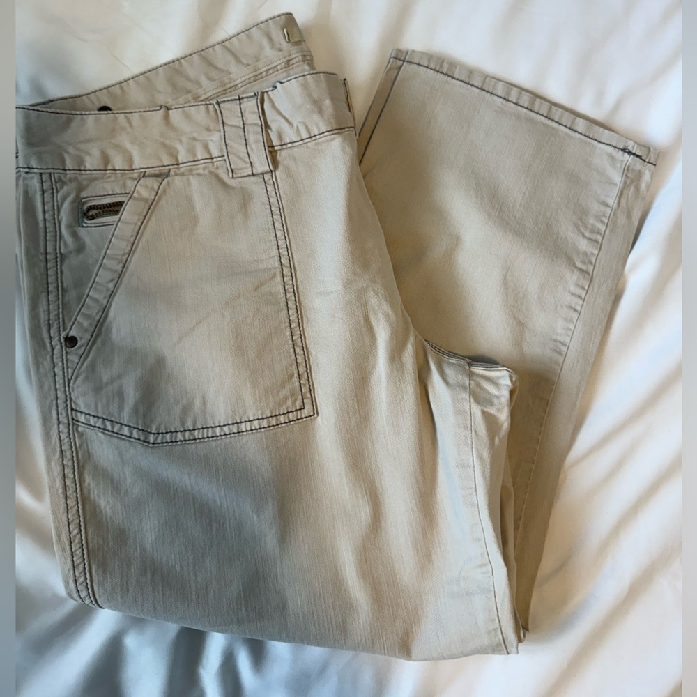 Gap Capris